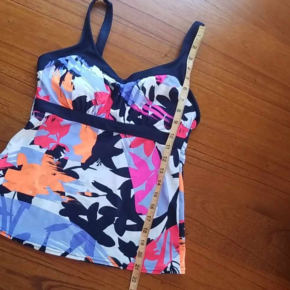Women’s  Floral Print Tankini Top Size 10